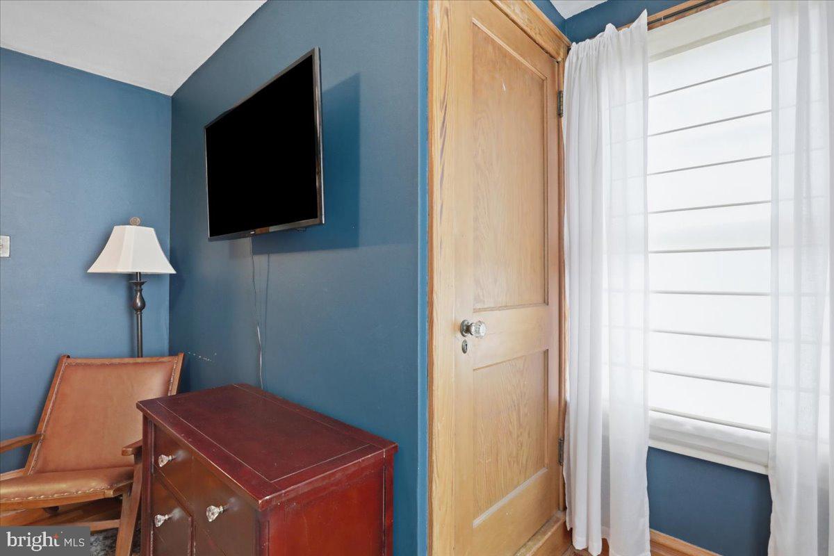 28 Mckee Ave Property Photo 23