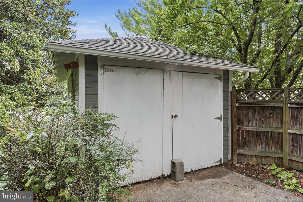 28 Mckee Ave Property Photo 44