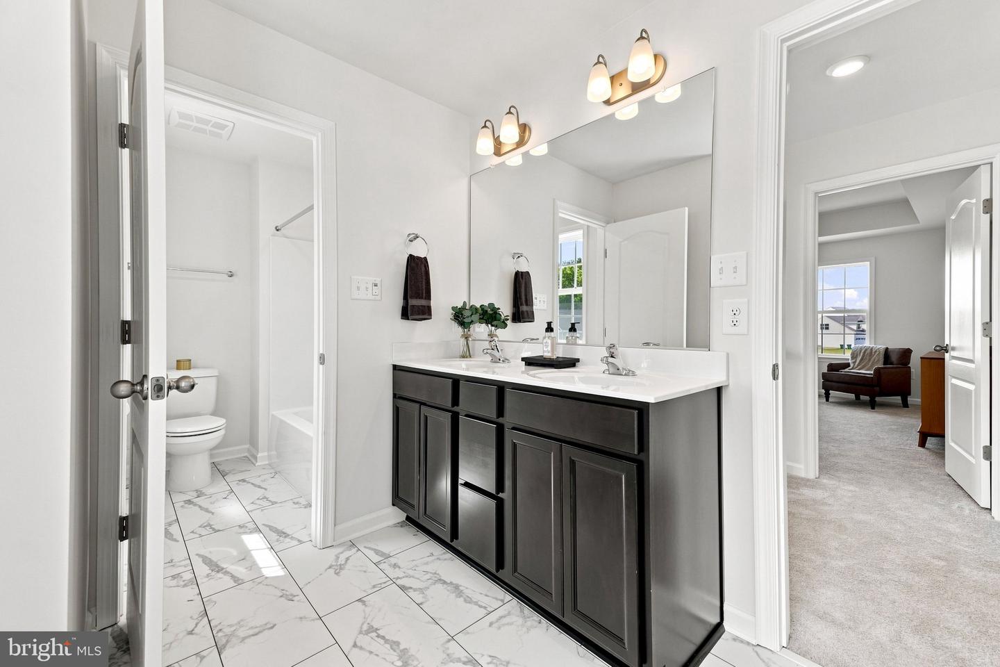 13810 Pulaski Dr Property Photo 45