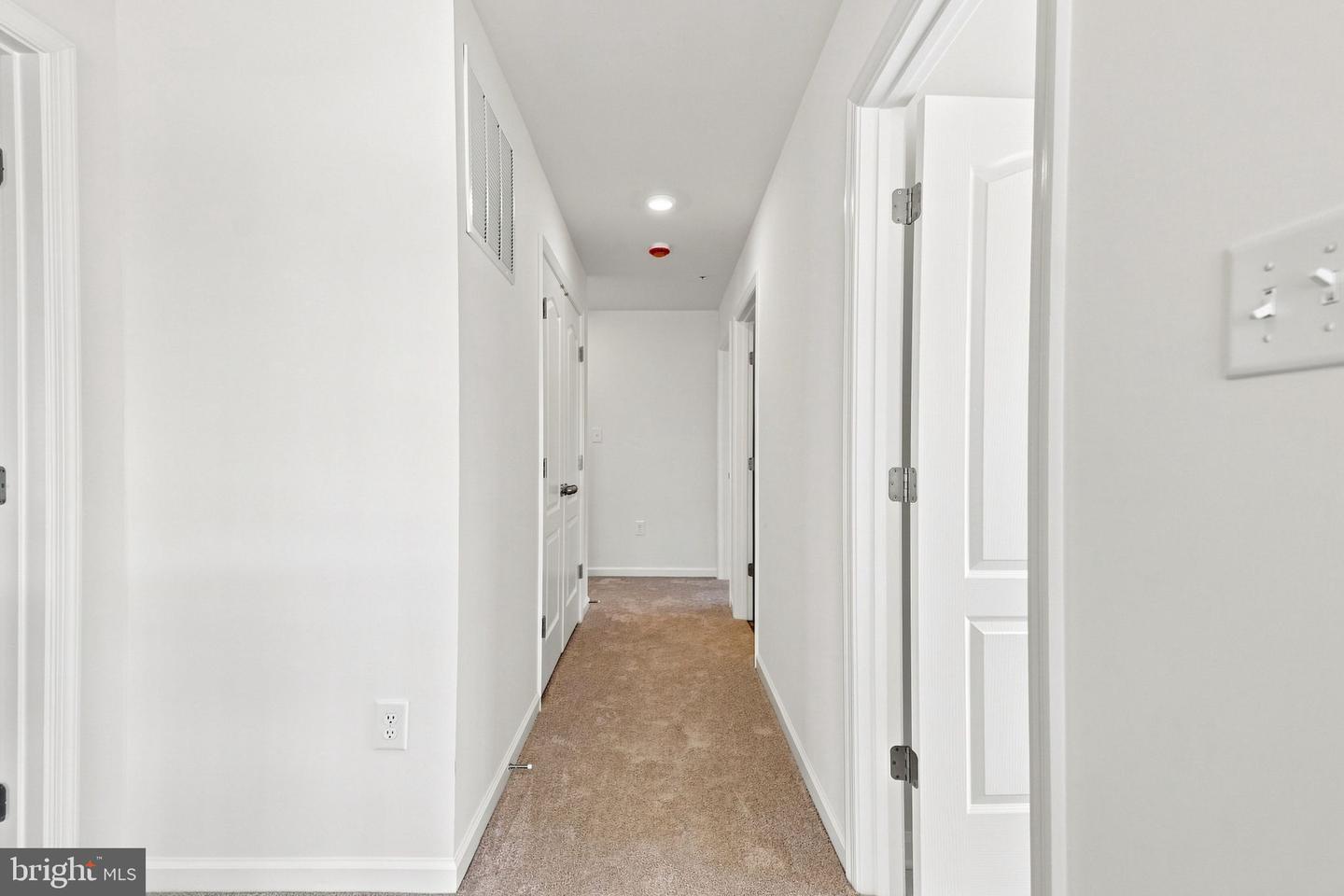 13810 Pulaski Dr Property Photo 48