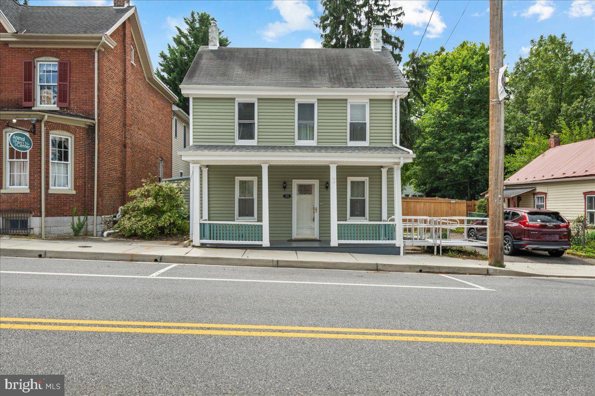 25 Baltimore St Property Photo 1