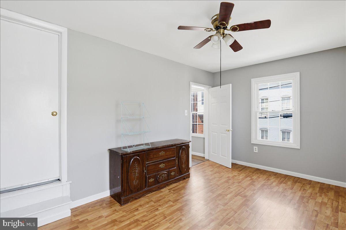 12 Madison Ave Property Photo 20