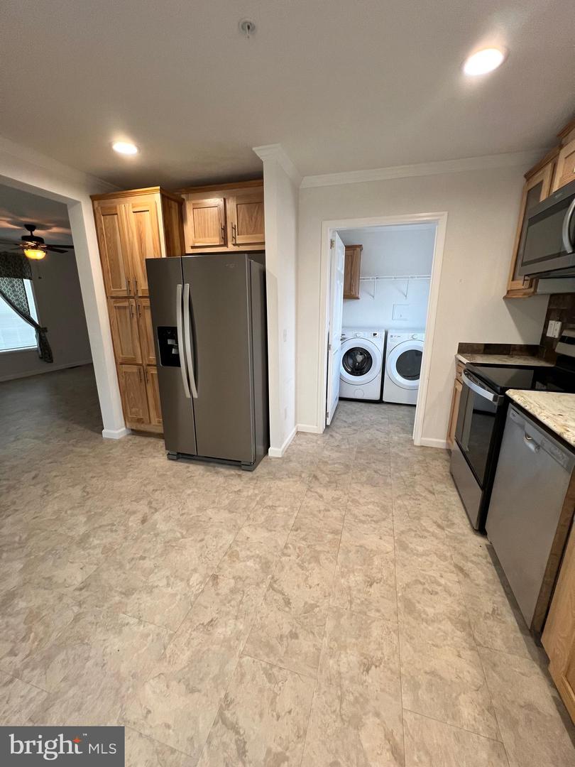 1356 Connecticut Ave Property Photo 4