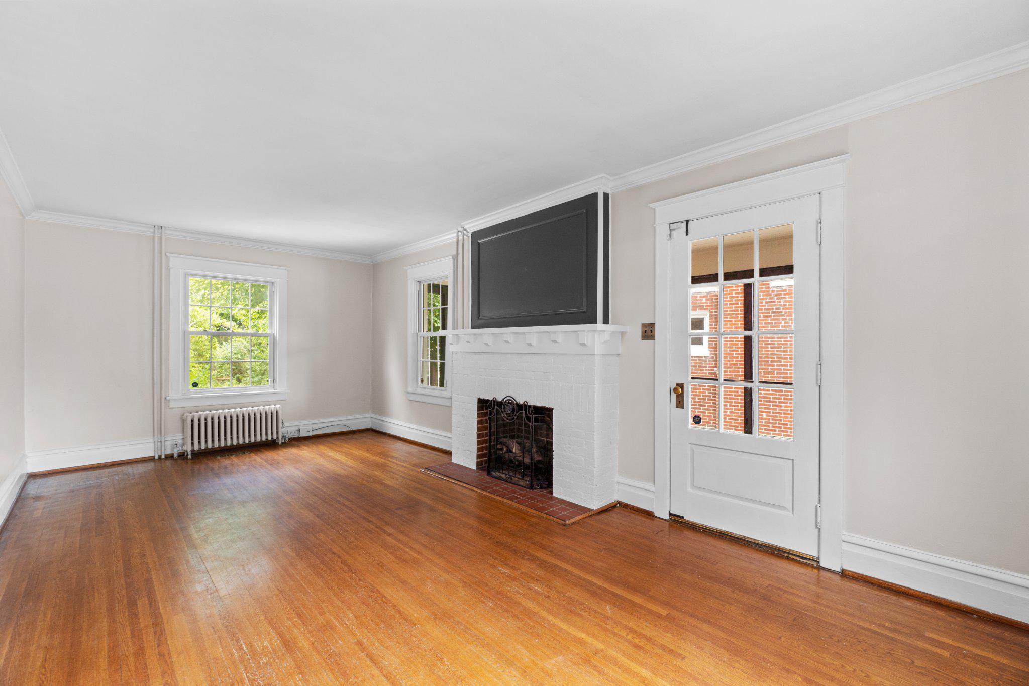 58 E Irvin Ave Property Photo 5