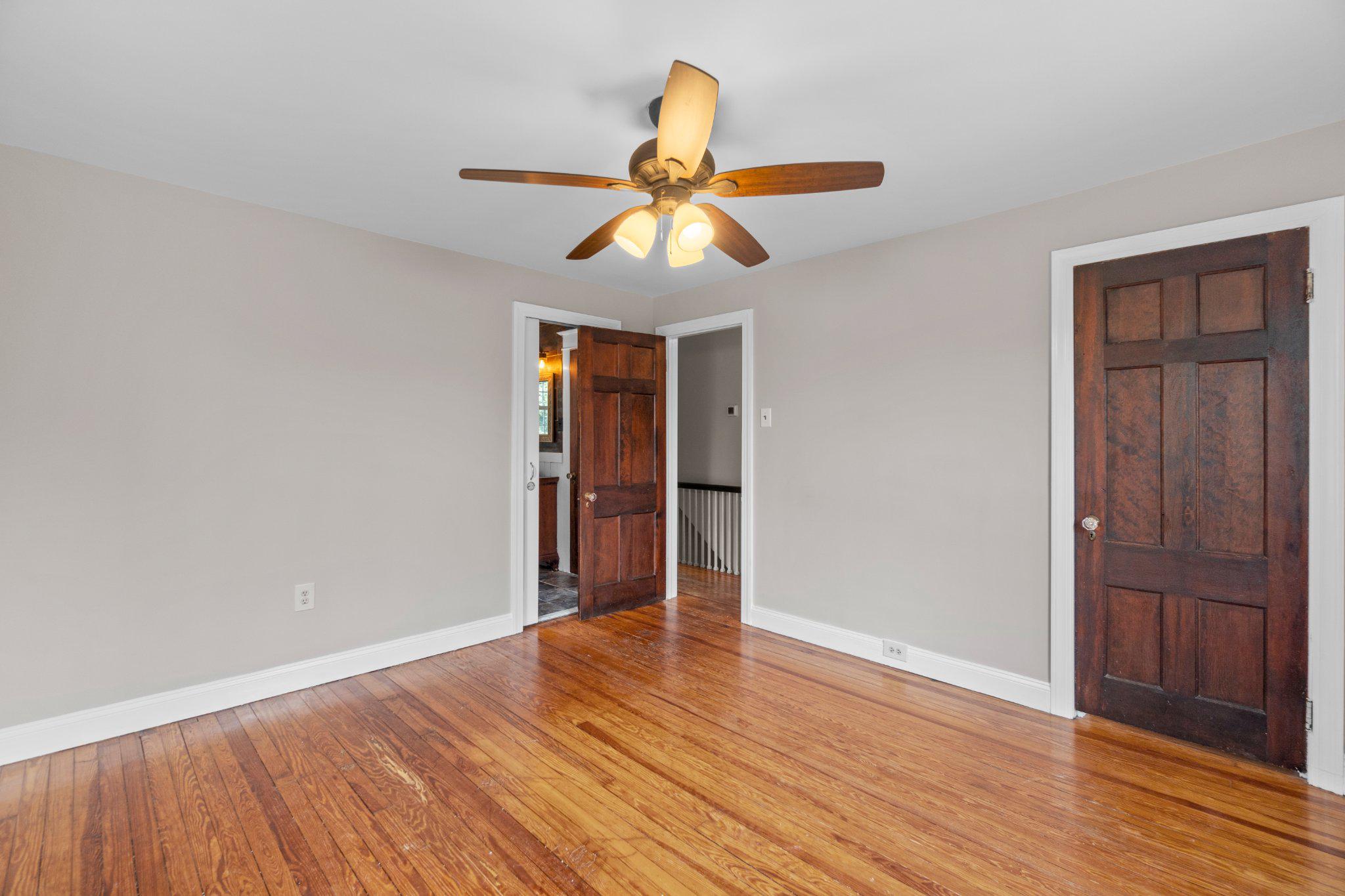 58 E Irvin Ave Property Photo 17