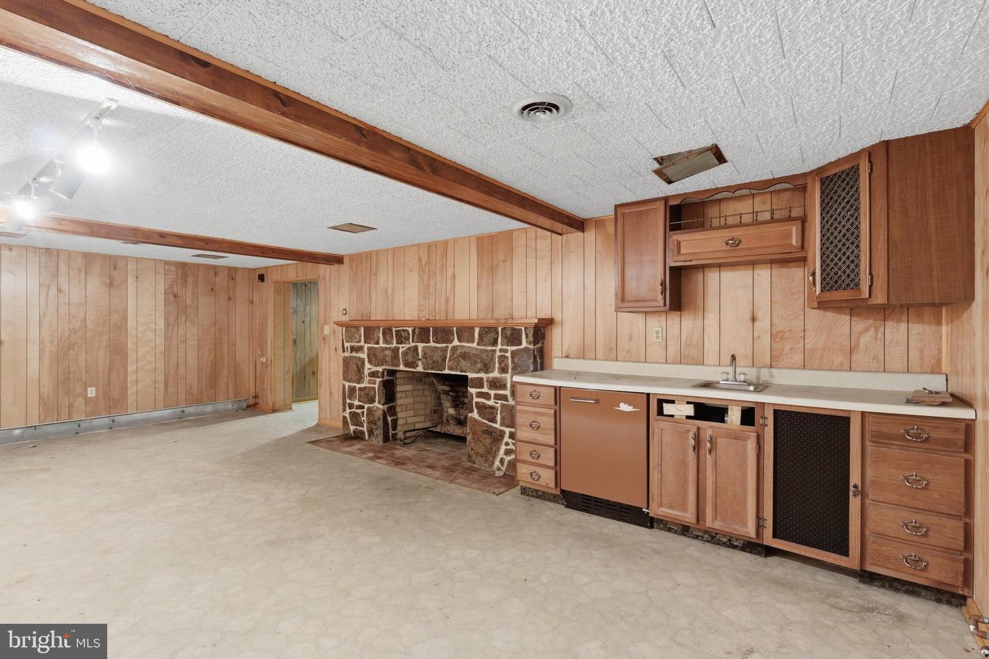 1619 Dual Hwy Property Photo 30