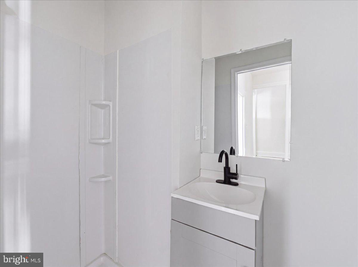 204 N Cannon Ave Property Photo 13