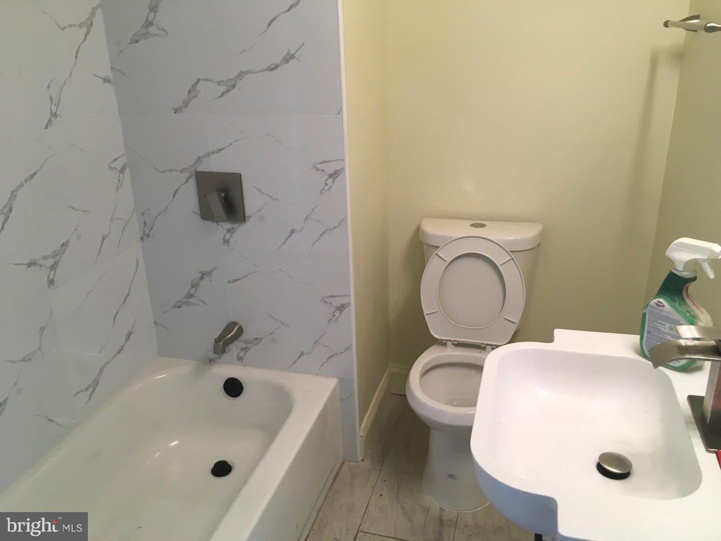 244 Mulberry St Property Photo 8