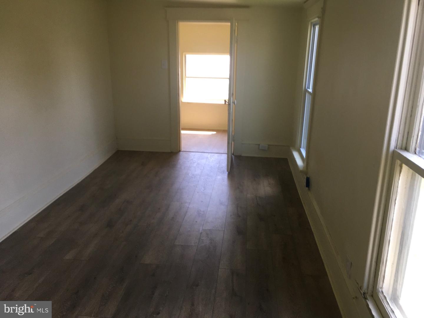 244 Mulberry St Property Photo 12