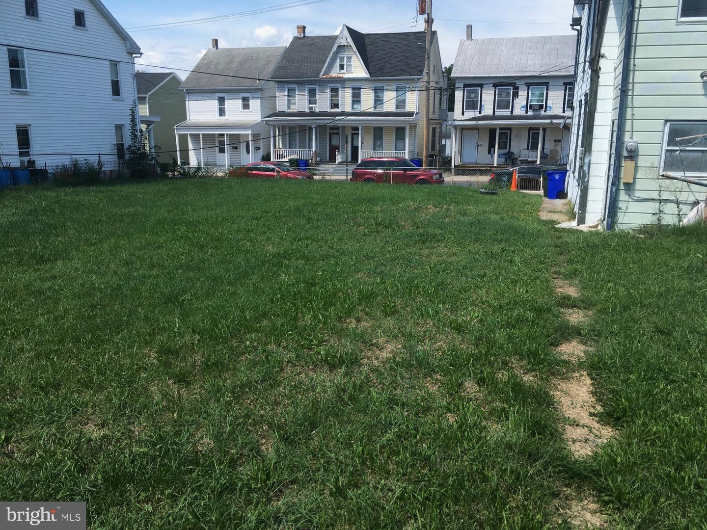 244 Mulberry St Property Photo 13