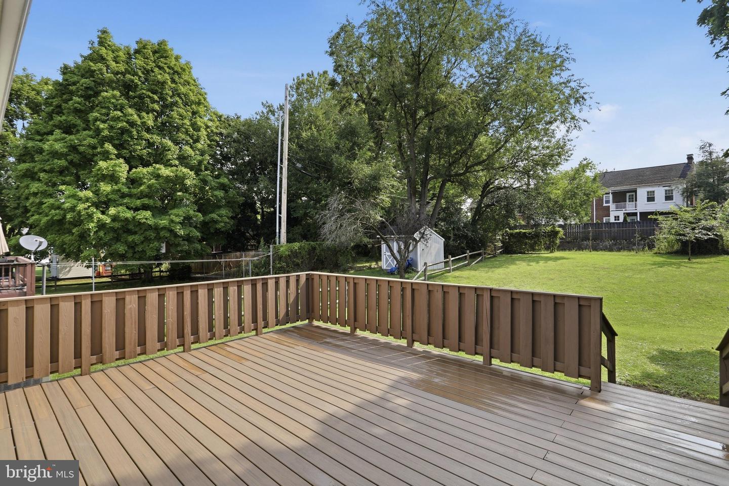 1248 Magnolia Ct Property Photo 6