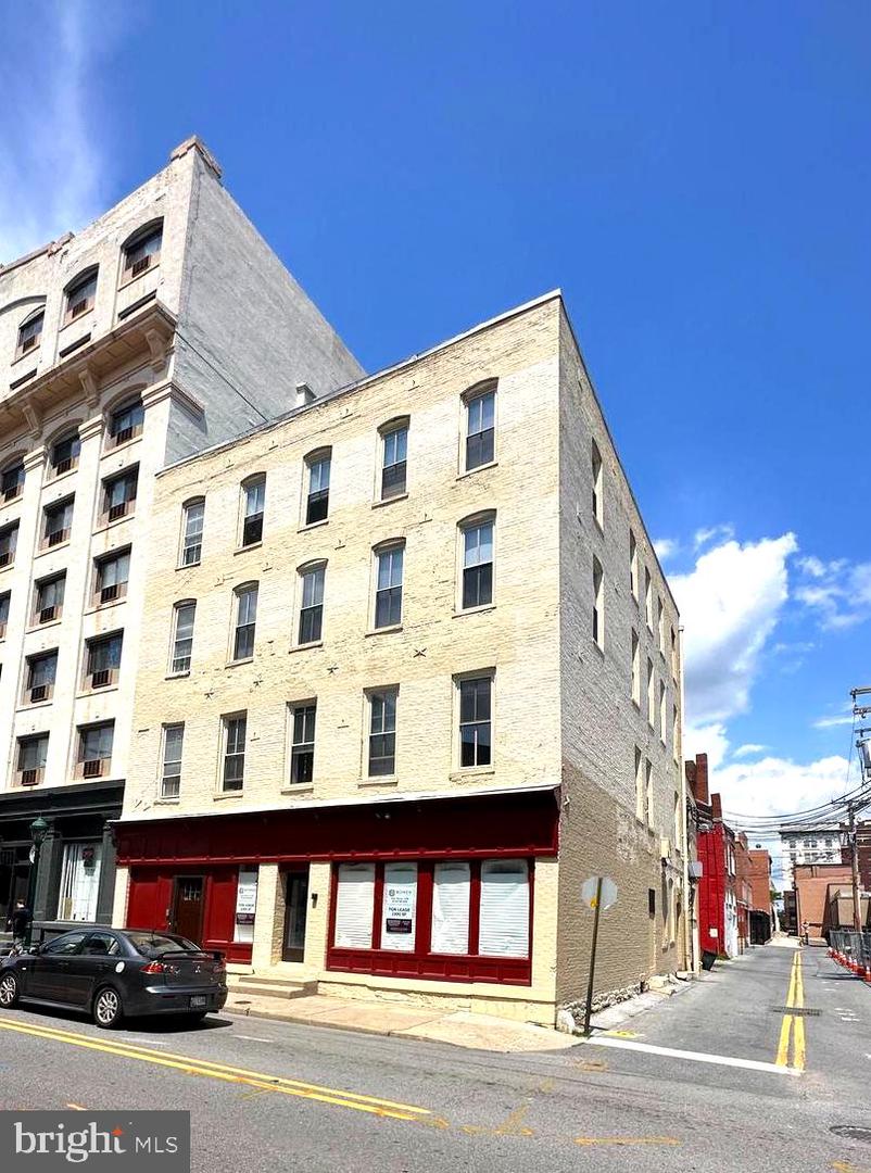 64 W Antietam St #apt. 10 Property Photo 3