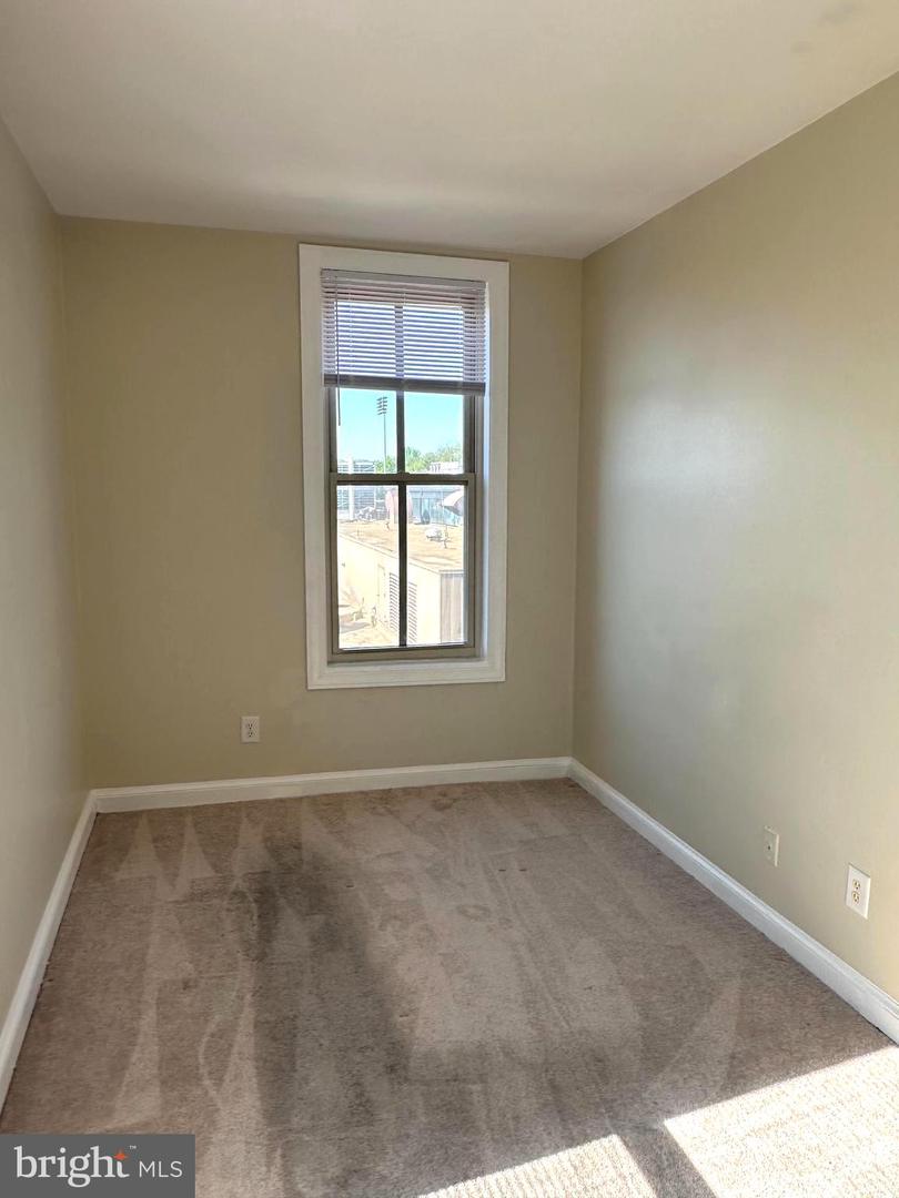 64 W Antietam St #apt. 10 Property Photo 13