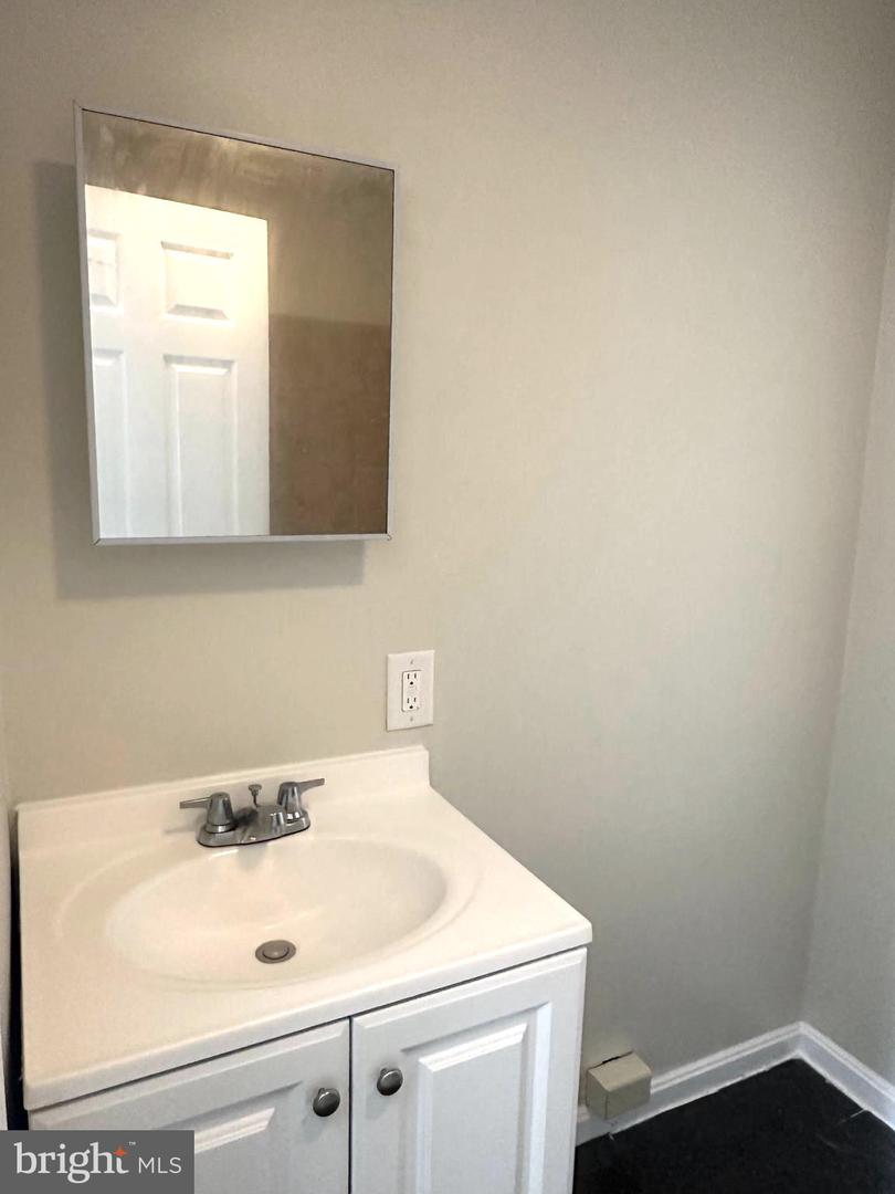 64 W Antietam St #apt. 10 Property Photo 17