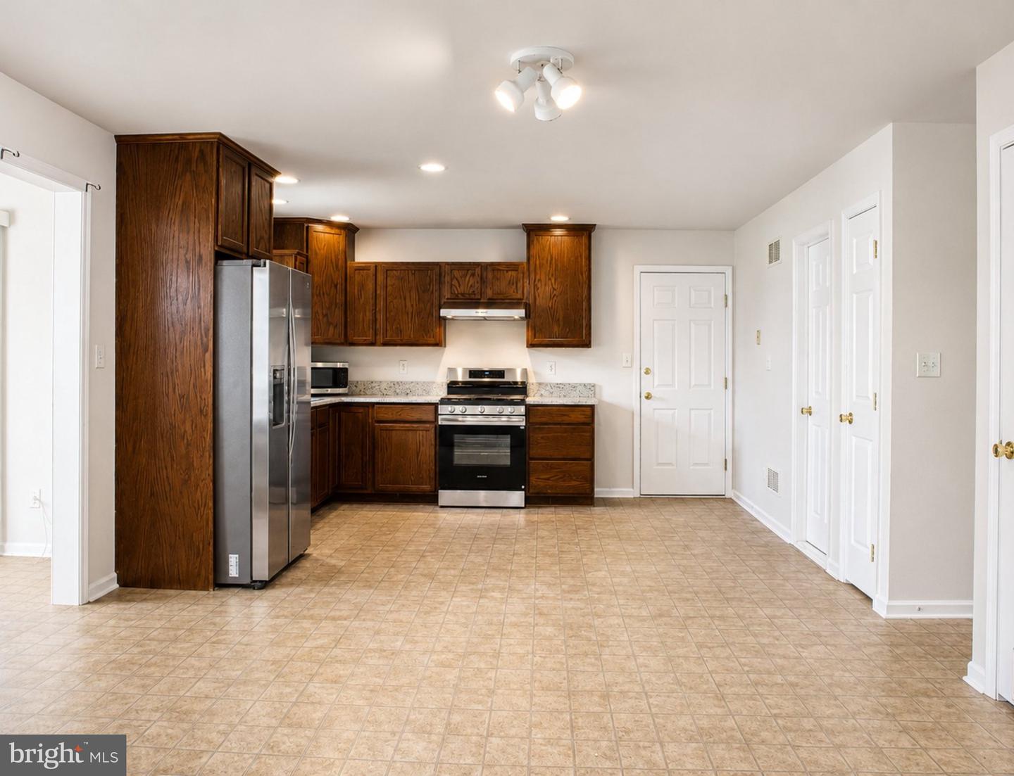 12113 Fallen Timbers Cir Property Photo 9