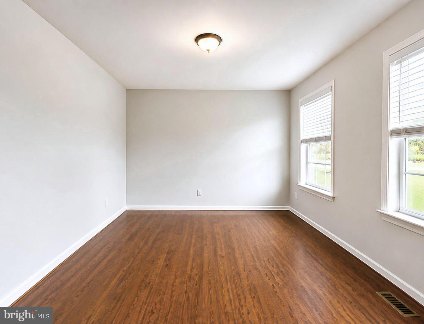 12113 Fallen Timbers Cir Property Photo 18