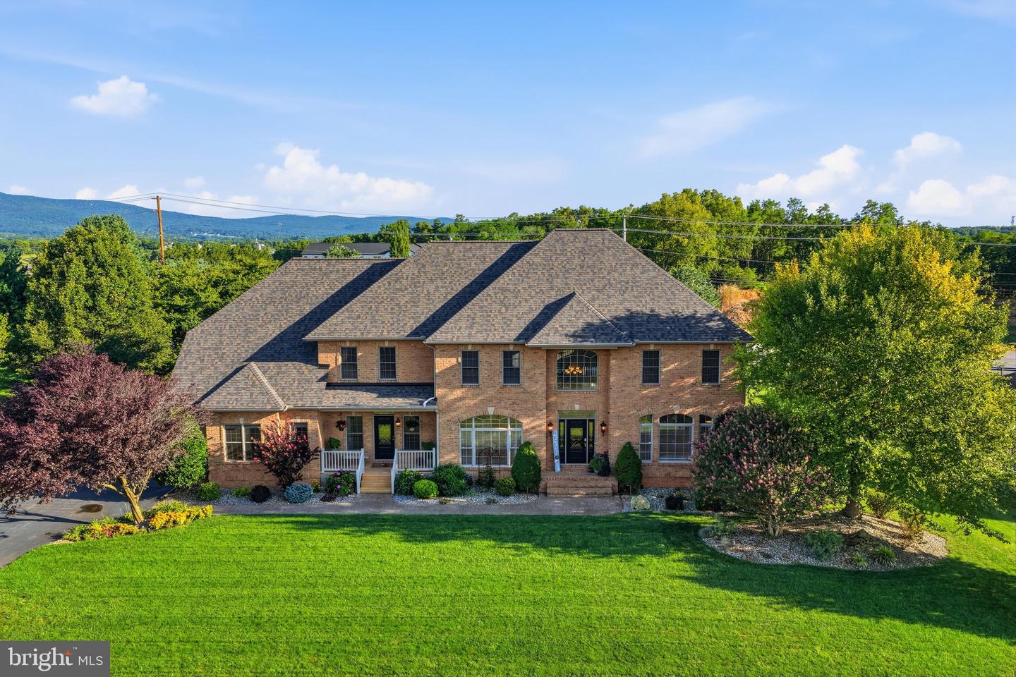 10908 Sassan Ln Property Photo 1
