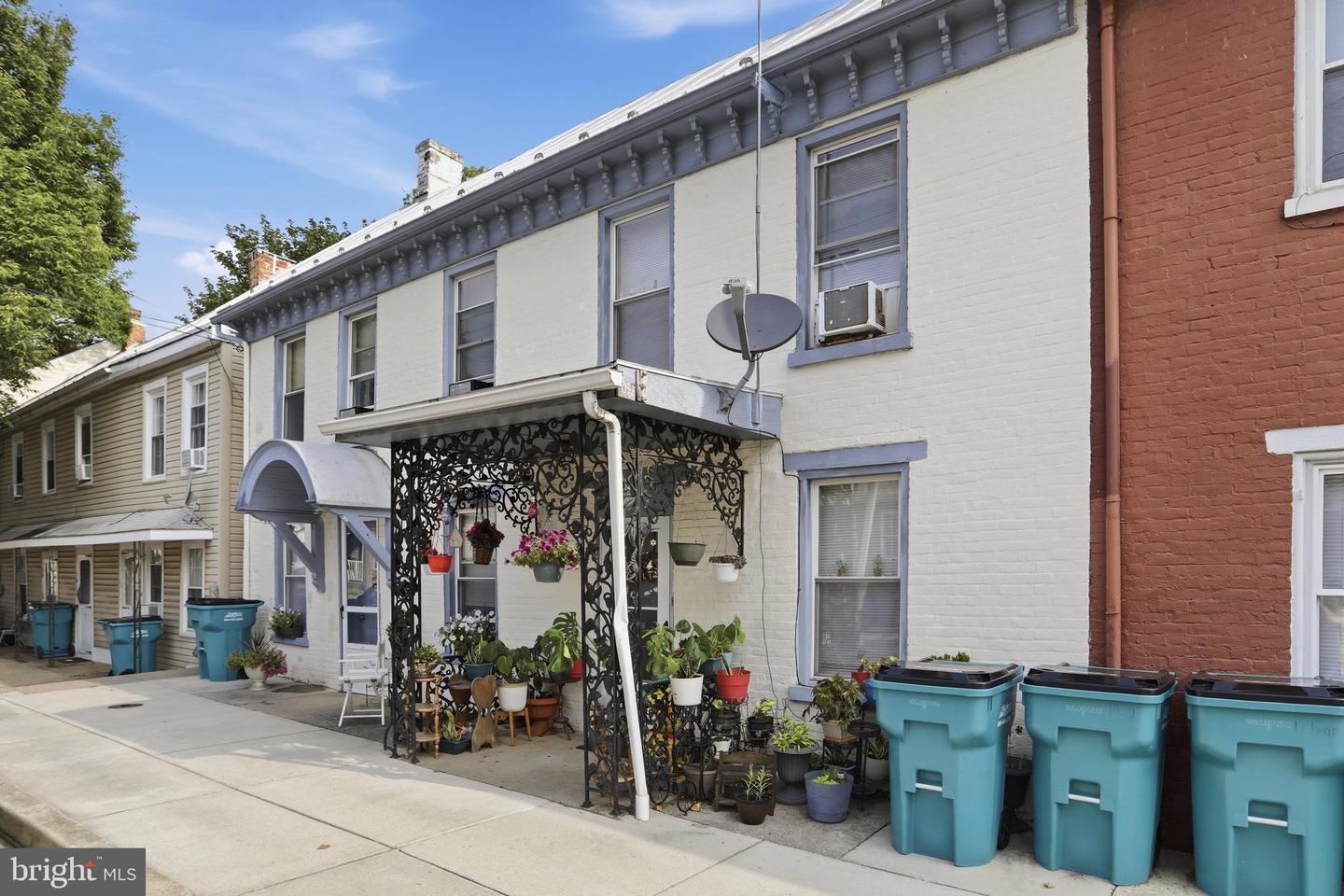 14 & 16 W BALTIMORE ST