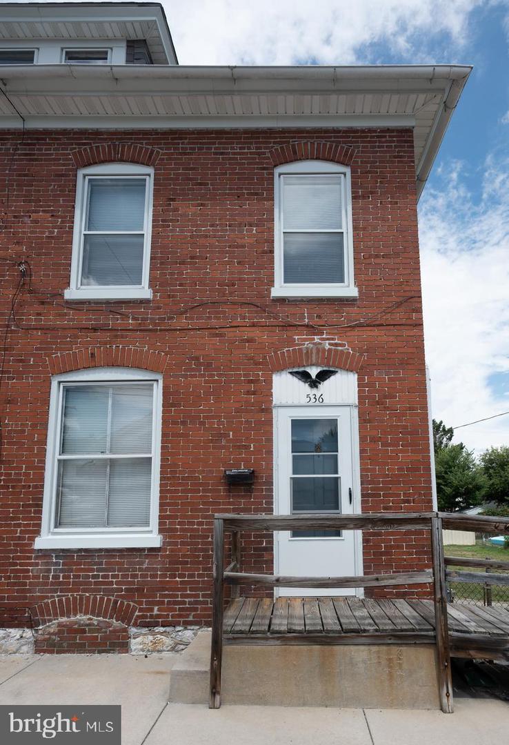 536 George Street Property Photo 1
