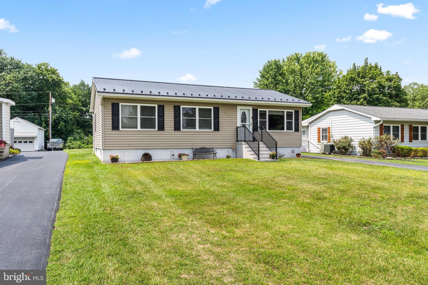 12312 Richwood Dr Property Photo 3