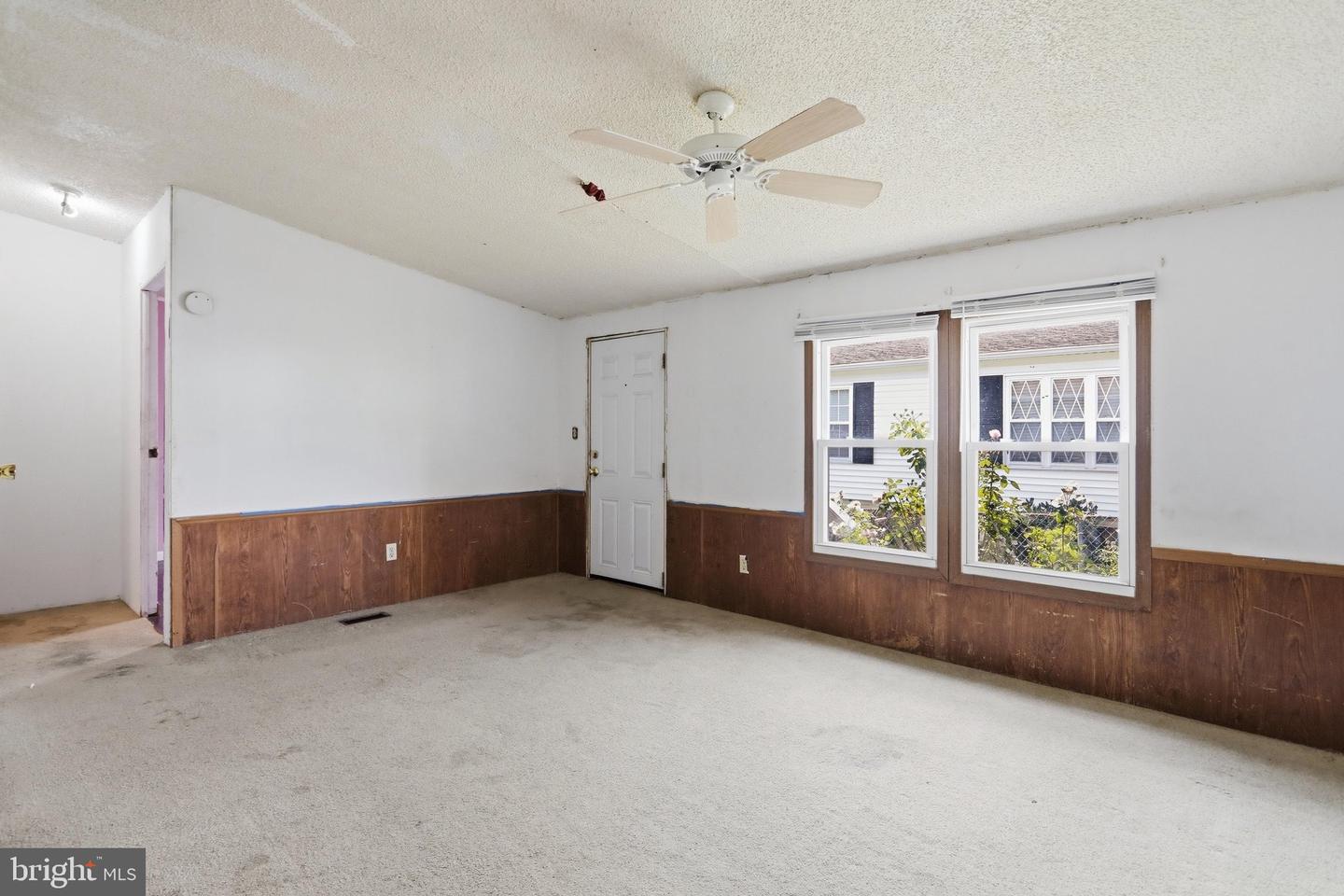 12115 Heather Dr Property Photo 4