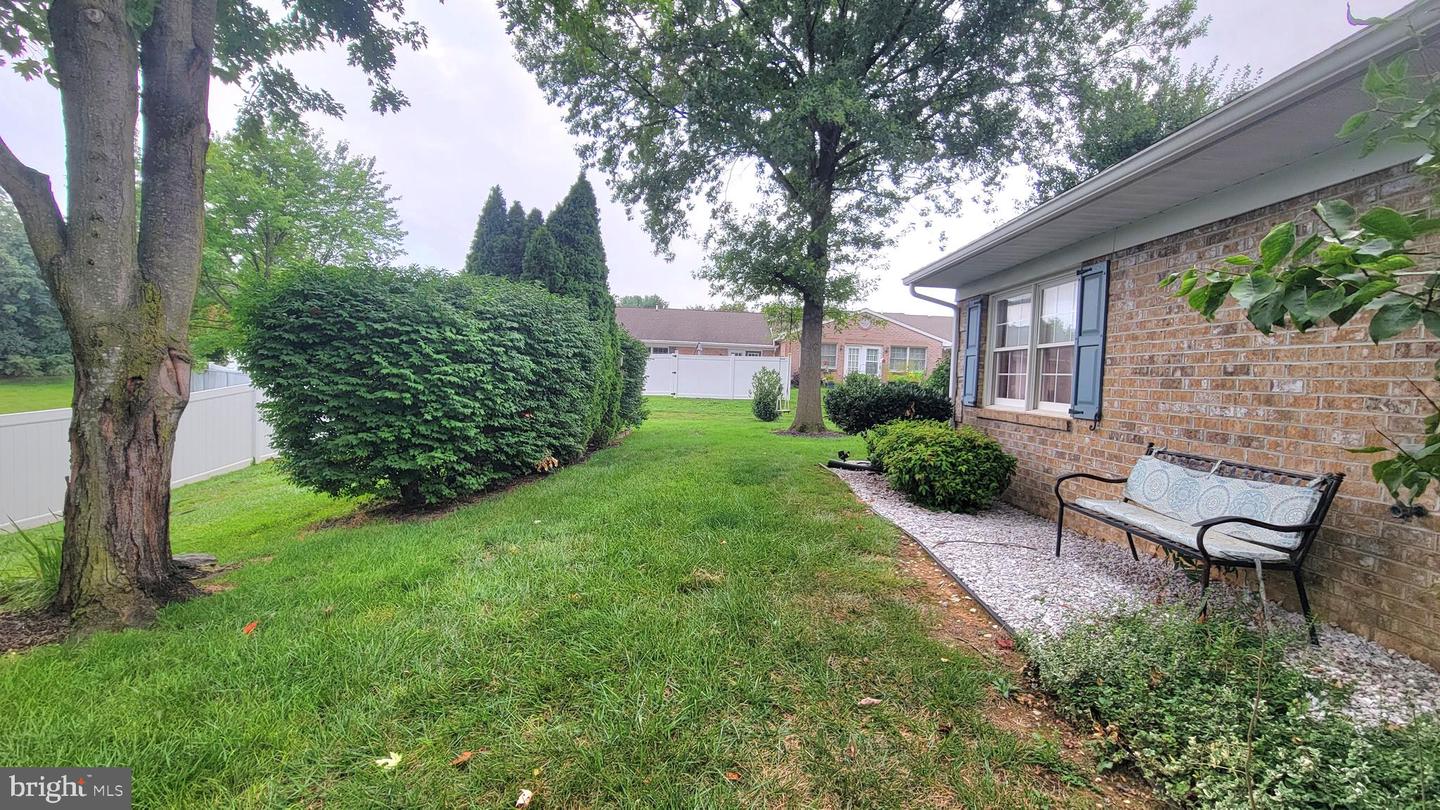 1047 Benjamin Pl Property Photo 29