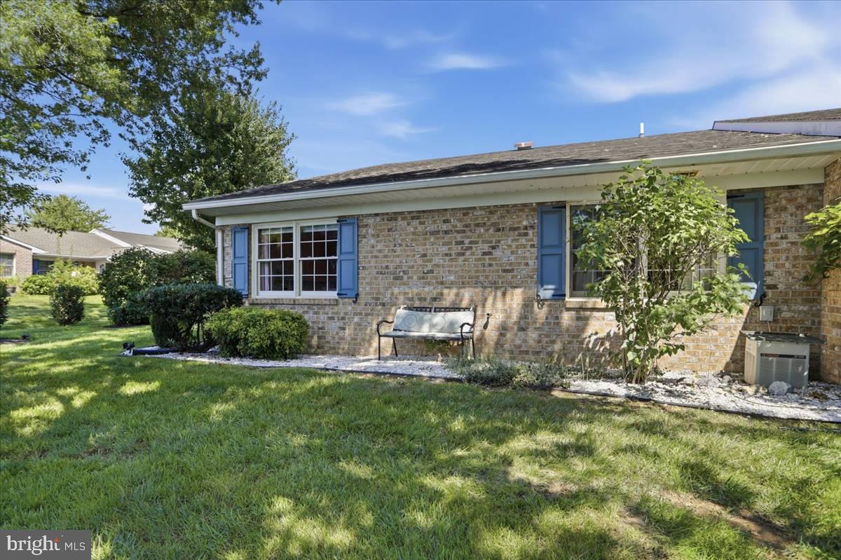 1047 Benjamin Pl Property Photo 31