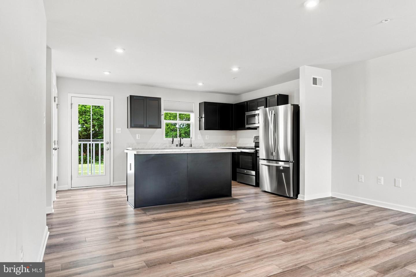 11 Charlotte St Property Photo 14