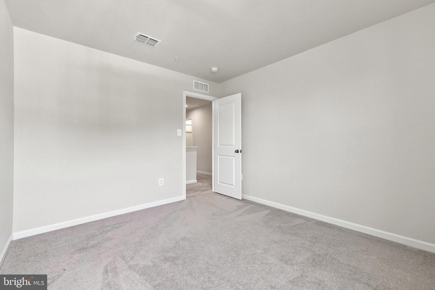 11 Charlotte St Property Photo 42