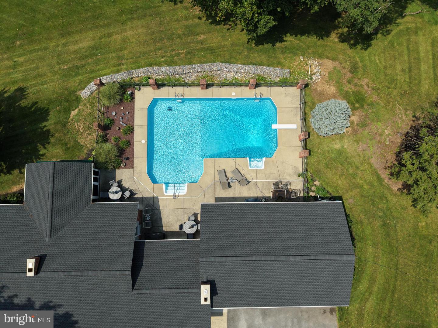 10939 Mapleville Rd Property Photo 11