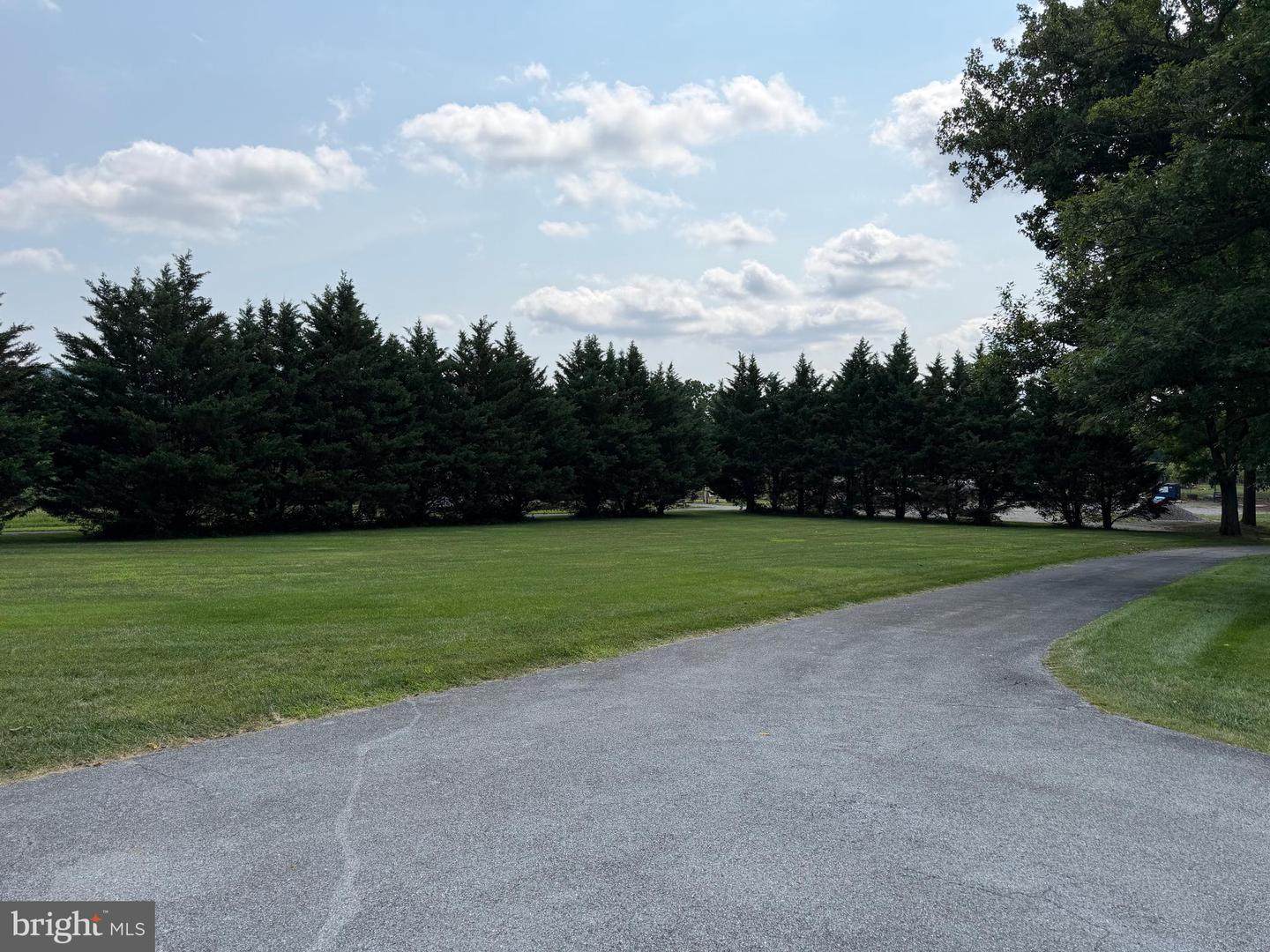 10939 Mapleville Rd Property Photo 19