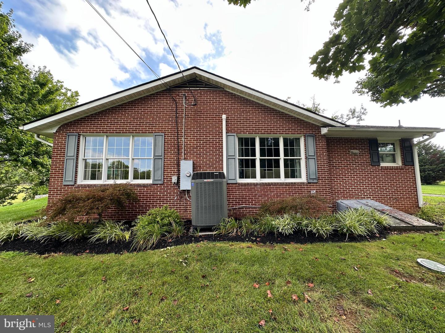 10939 Mapleville Rd Property Photo 24