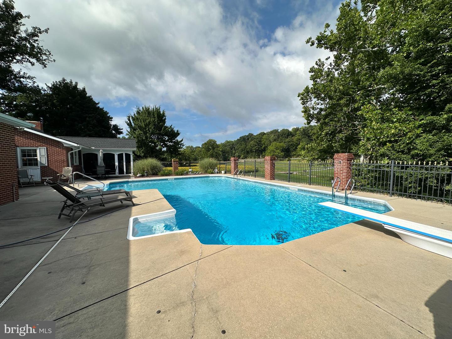 10939 Mapleville Rd Property Photo 44