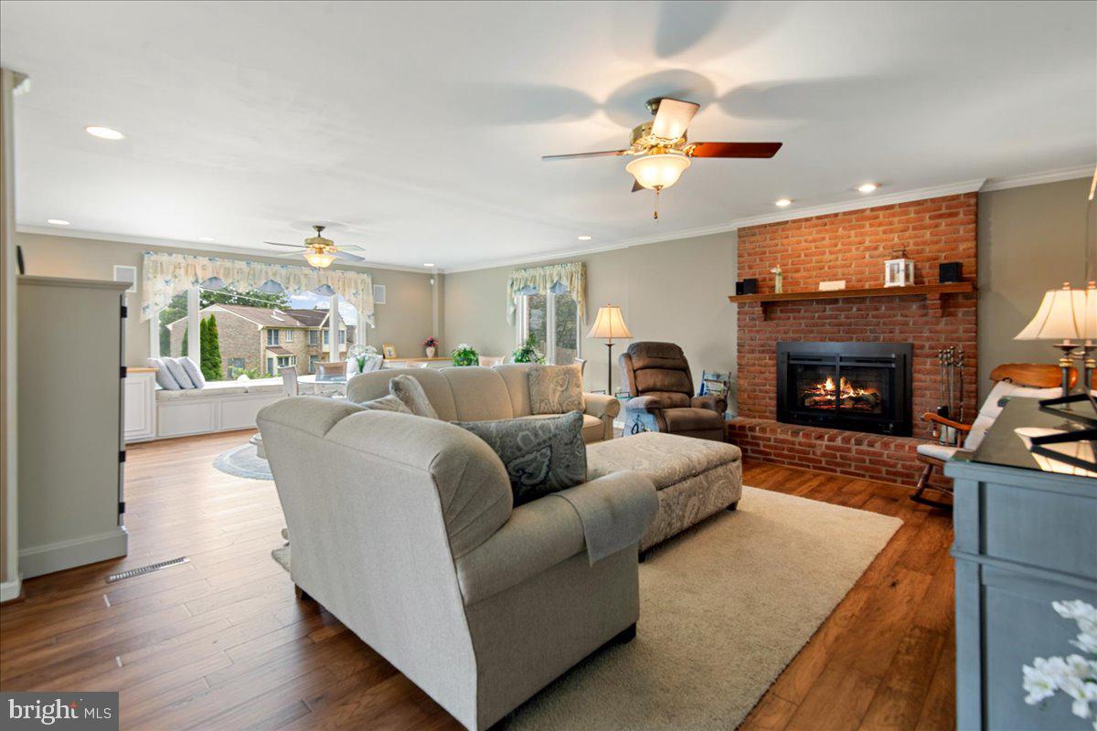 12927 The Terrace Property Photo 15