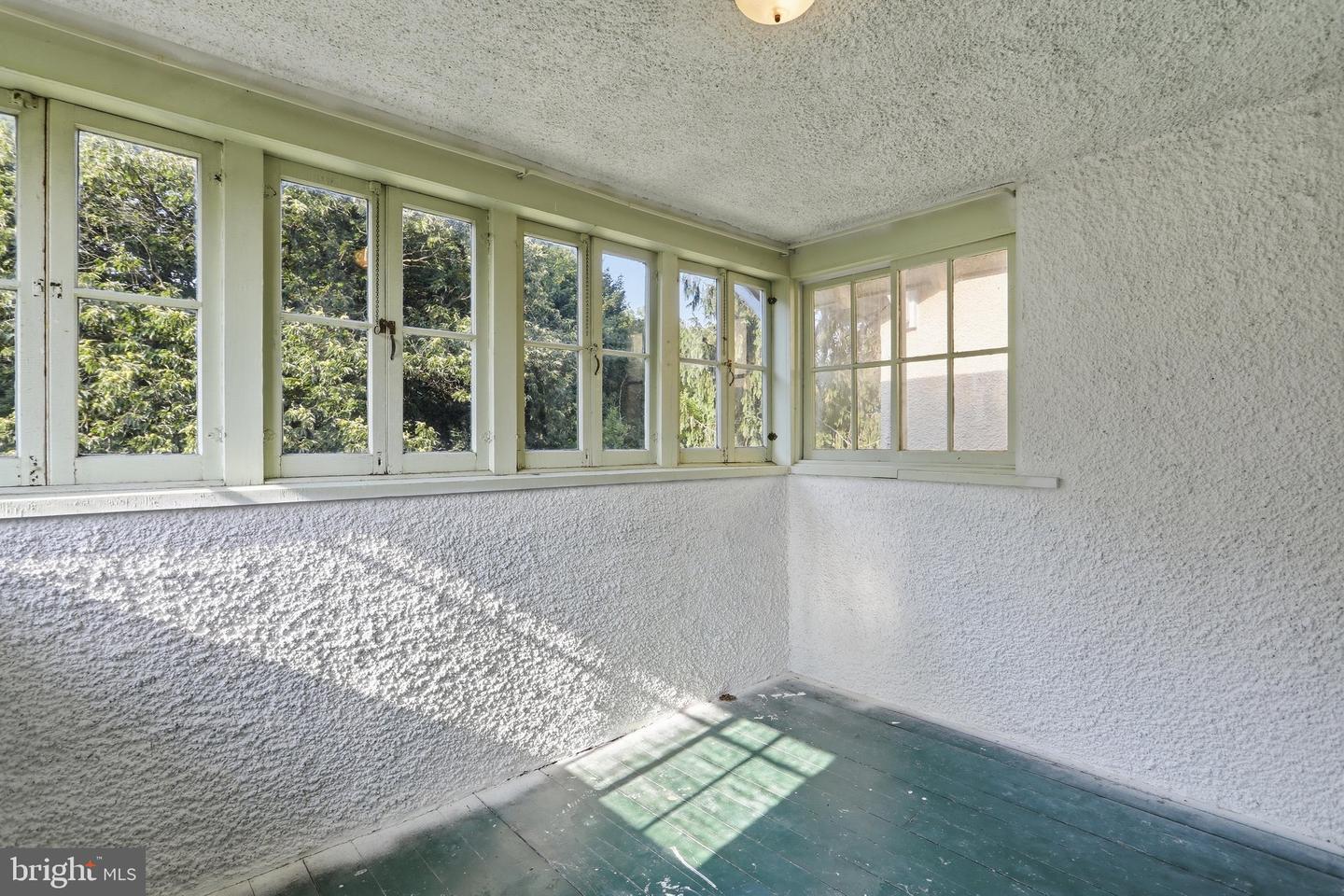 17613 Oak Ridge Dr Property Photo 29