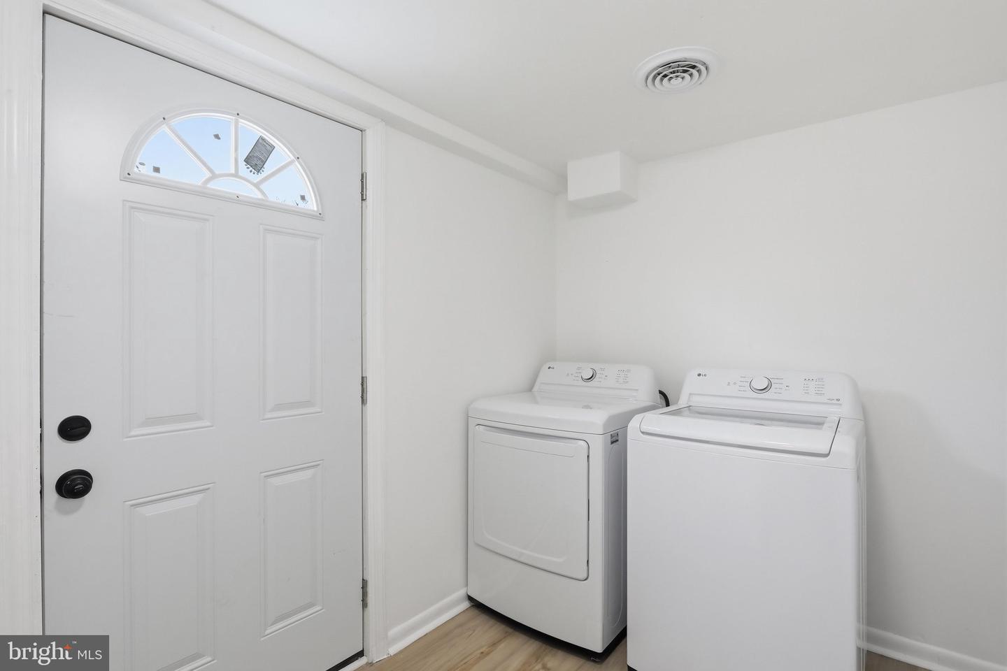 1124 Sunnyside Dr Property Photo 13