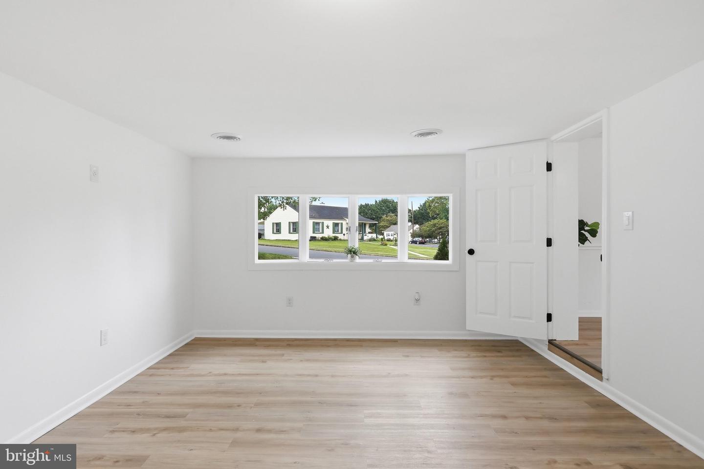1124 Sunnyside Dr Property Photo 14