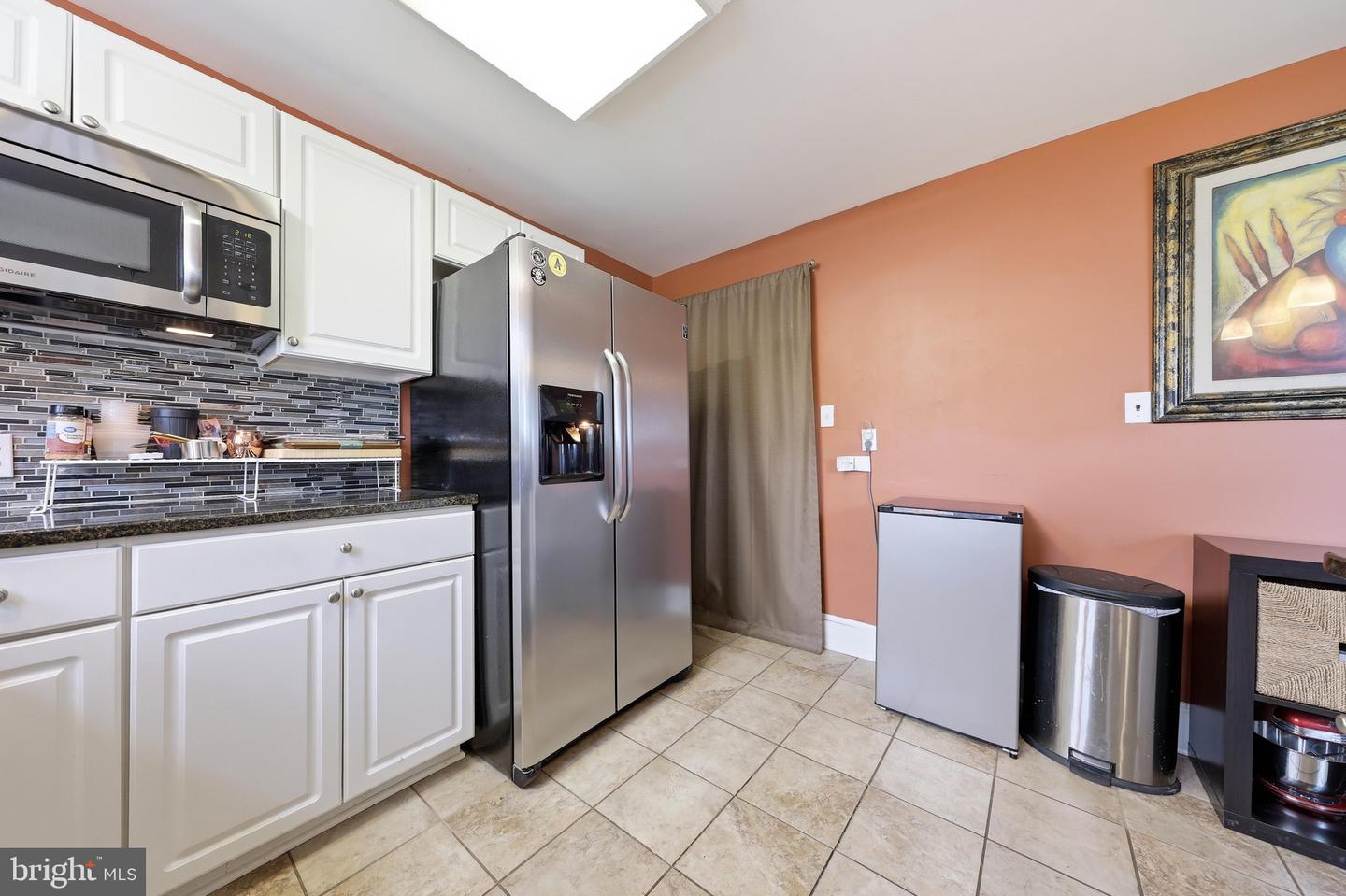 25327 Highfield Rd Property Photo 12