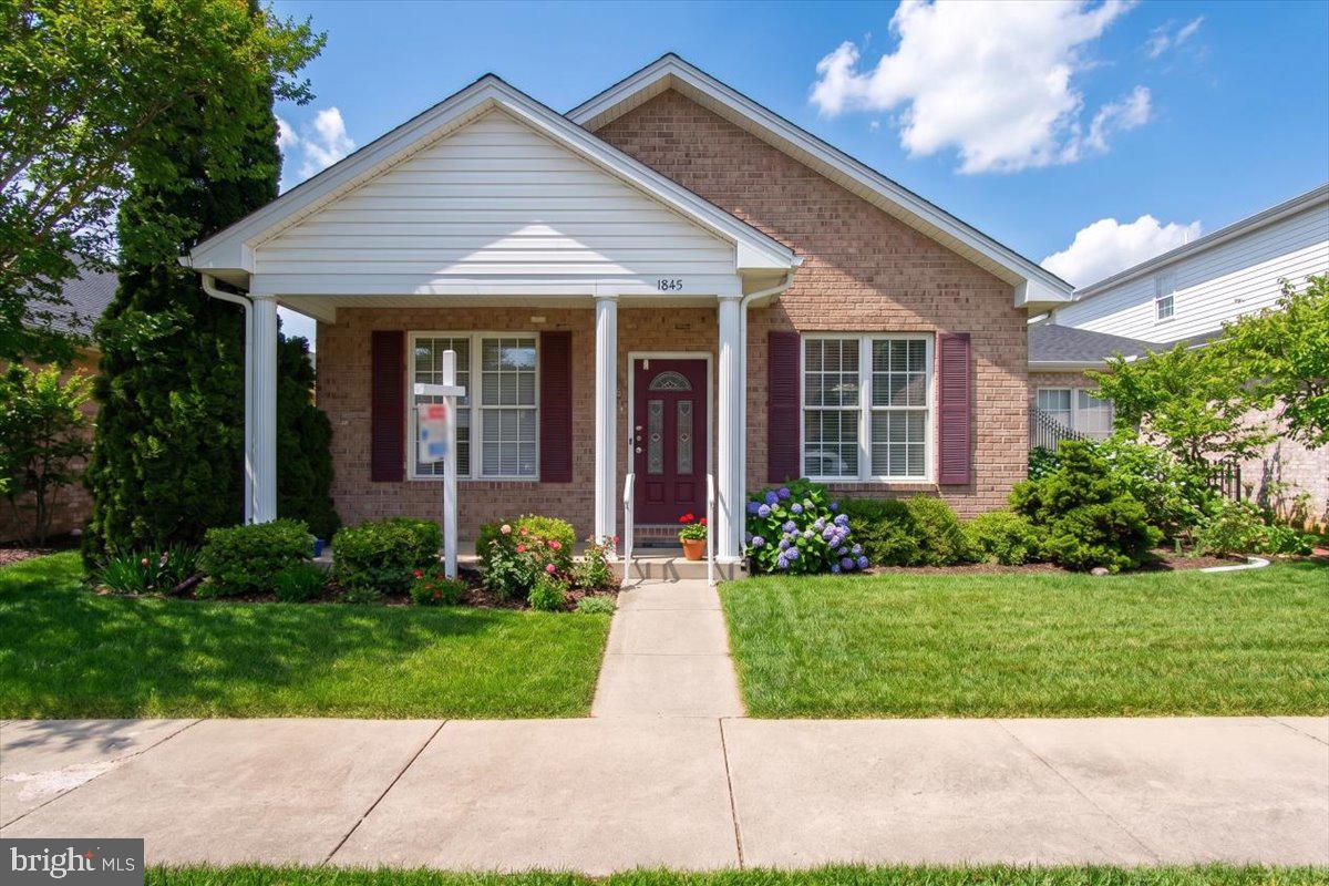 1845 MERIDIAN DR