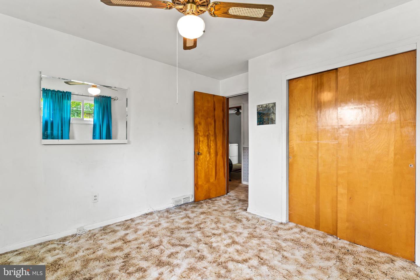 871 Pine St Property Photo 17