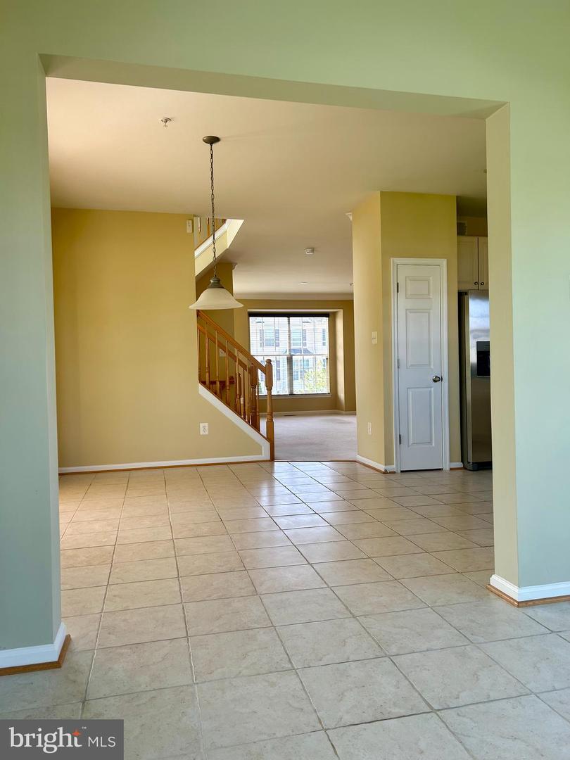 12901 Yellow Jacket Rd Property Photo 5