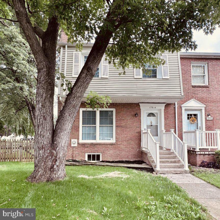17914 Hickory Ln Property Photo 1