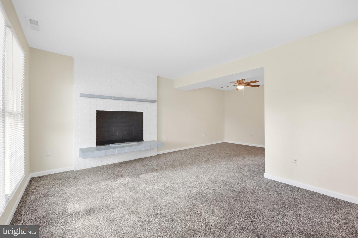 17914 Hickory Ln Property Photo 6