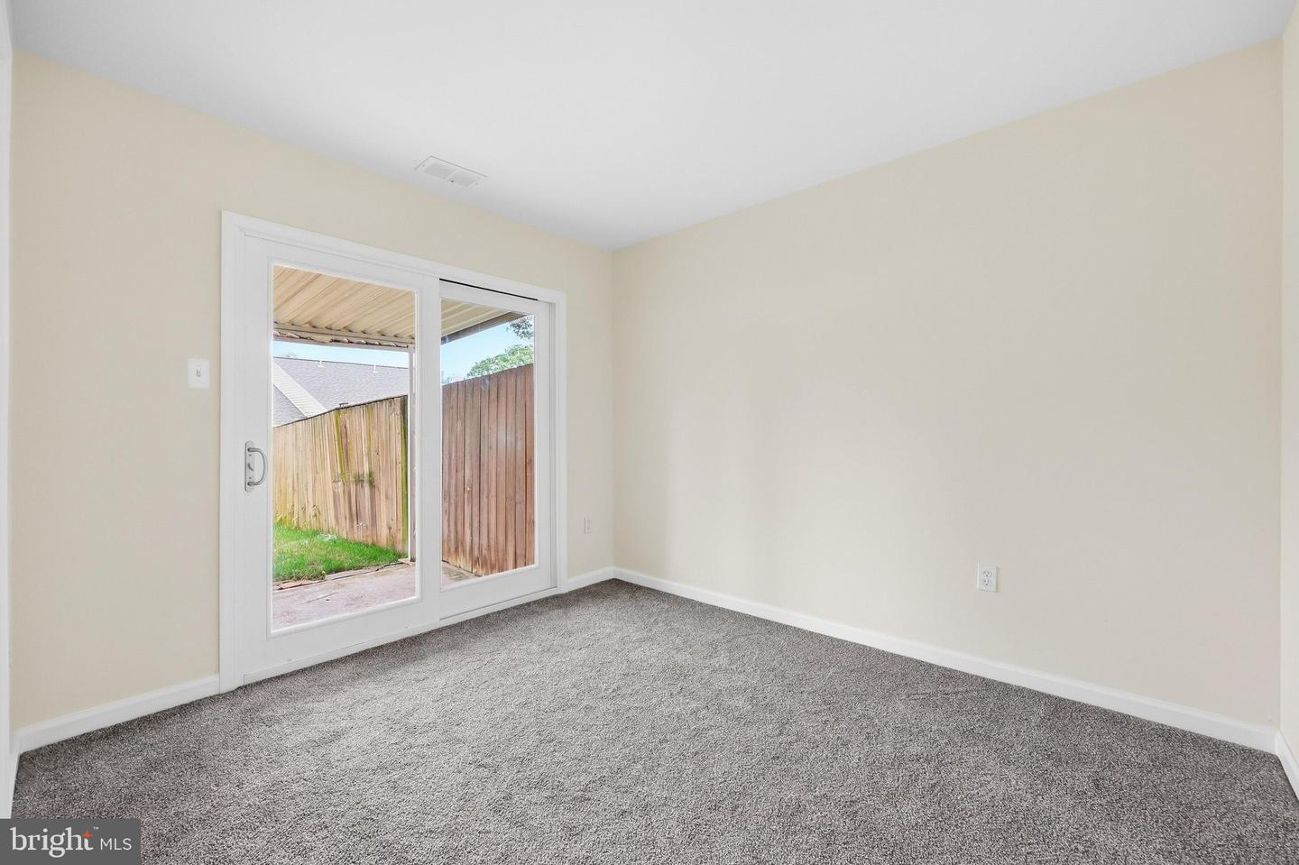 17914 Hickory Ln Property Photo 14