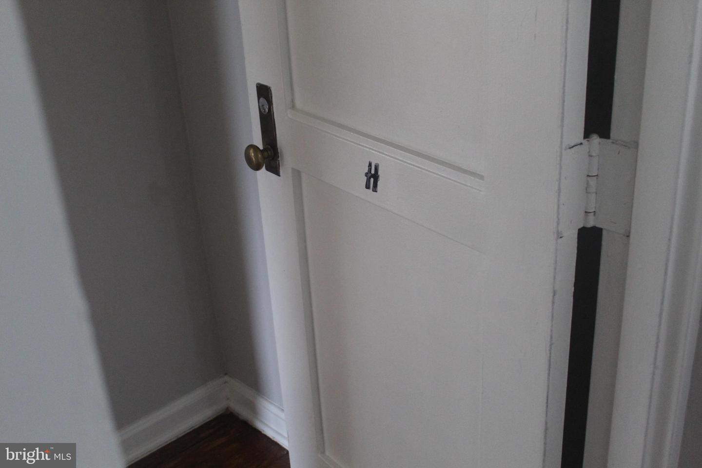 300 Northern Ave #apt 2h Property Photo 5
