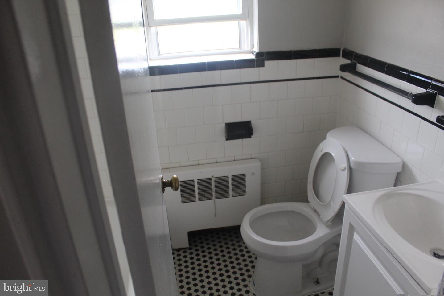 300 Northern Ave #apt 2h Property Photo 9