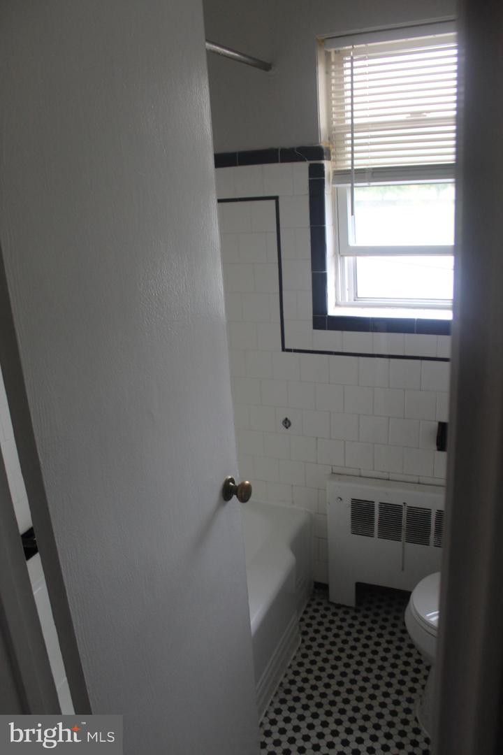 300 Northern Ave #apt 2h Property Photo 11