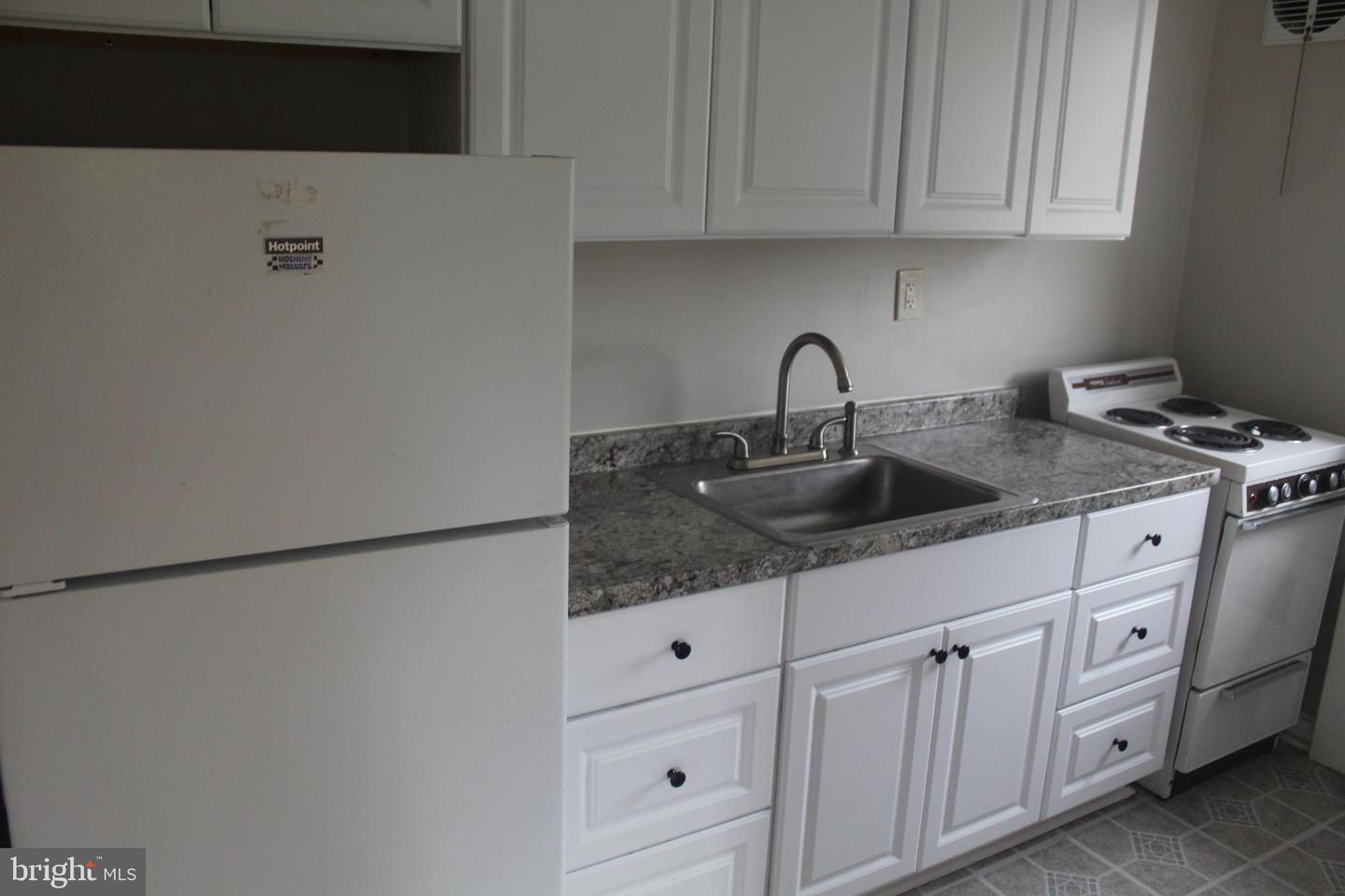 300 Northern Ave #apt 4h Property Photo 7