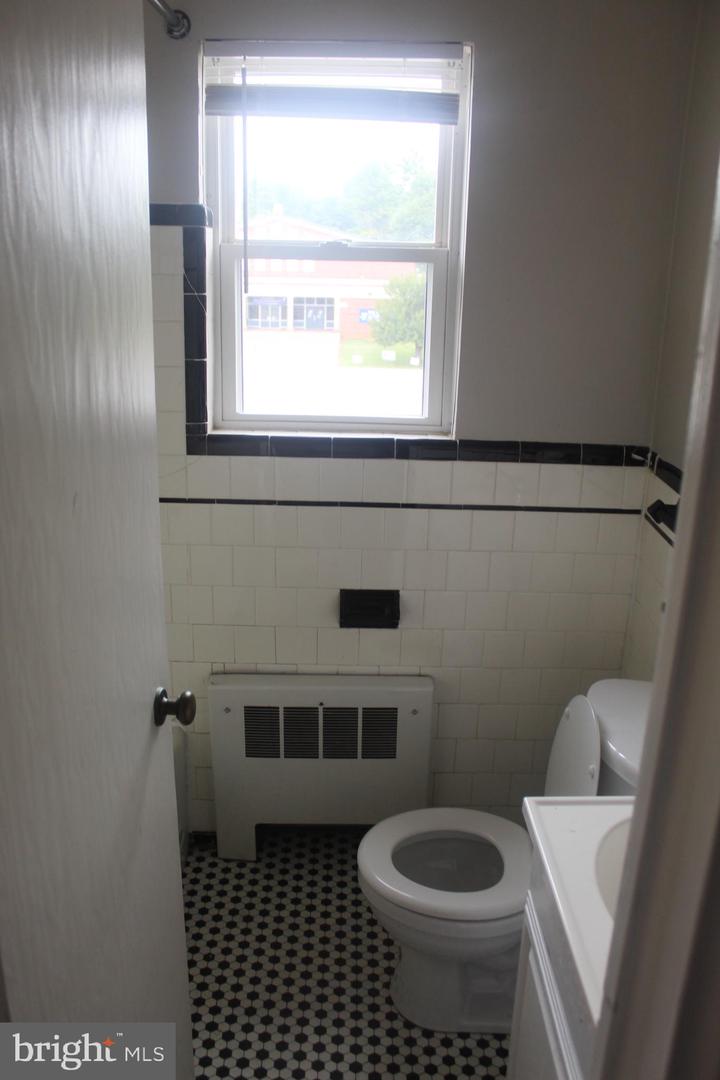 300 Northern Ave #apt 4h Property Photo 9