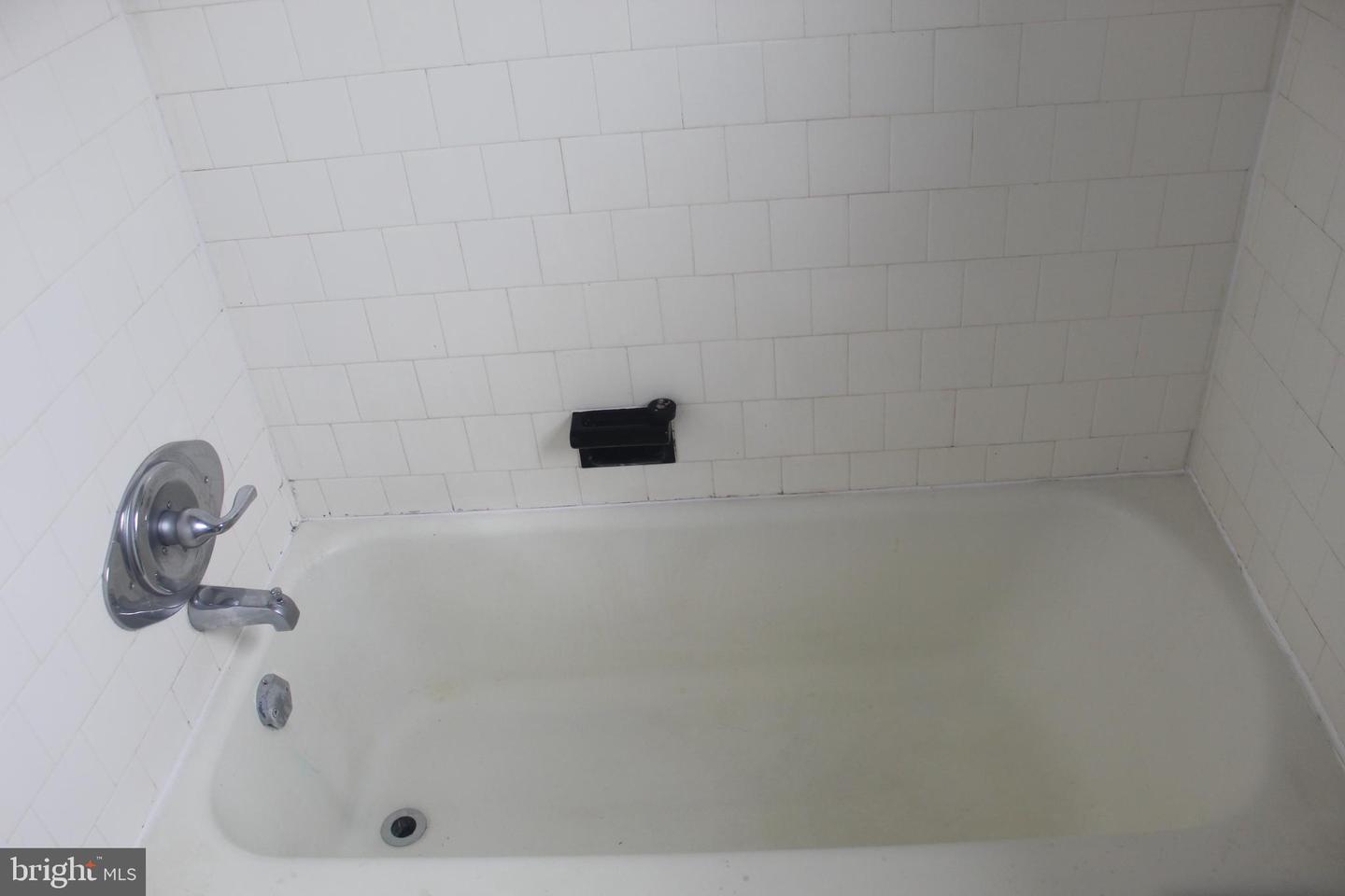 300 Northern Ave #apt 4h Property Photo 11